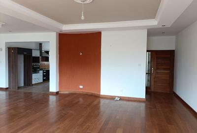 3 Bed Apartment with En Suite in Kileleshwa