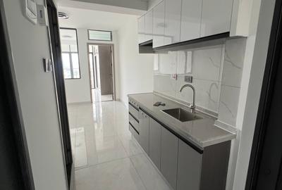 1 Bed Apartment with En Suite in Westlands Area - 2