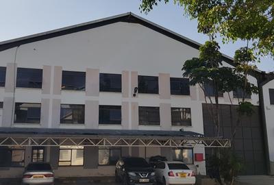 12,500 ft² Warehouse with Backup Generator at Enterprise Road