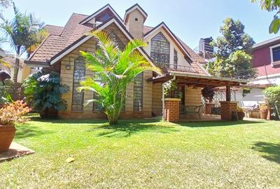 5 Bed Townhouse with En Suite at Lavington