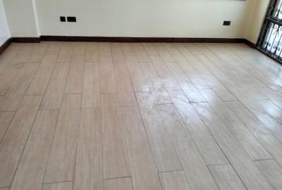 5 Bed Townhouse with En Suite in Lavington