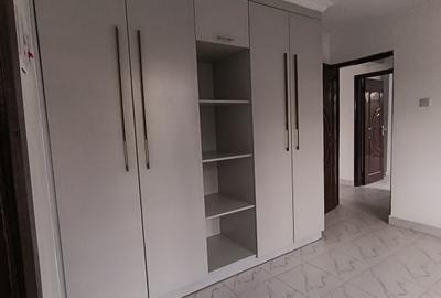 4 Bed Villa with En Suite at Muhuri Road - 4