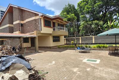 5 Bed Townhouse with En Suite at Lavington Green - 2