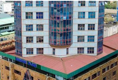 700 ft² Commercial Property with Service Charge Included in Westlands Area - 3