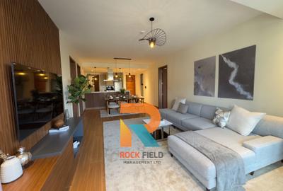 2 Bed Apartment with En Suite in Riverside