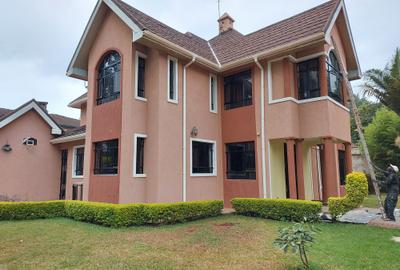 5 Bed Townhouse with En Suite at Muthangari Drive