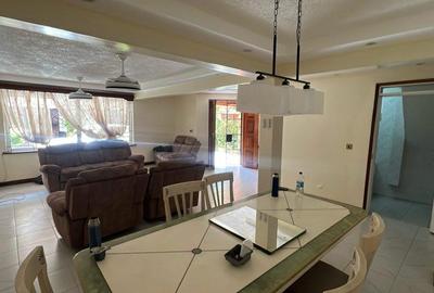4 Bed Townhouse with En Suite in Lavington