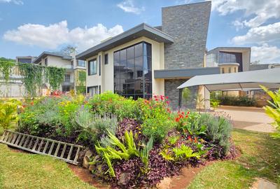 4 Bed Townhouse with En Suite at Loresho - 4