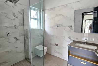 2 Bed Apartment with En Suite in Riverside - 4