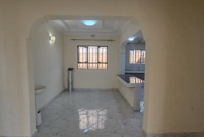 Serviced 3 Bed Apartment with En Suite at Acacia