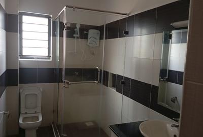 Serviced 3 Bed Apartment with En Suite in Westlands Area - 3