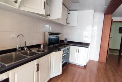 2 Bed Apartment with En Suite at Off Lenana Road