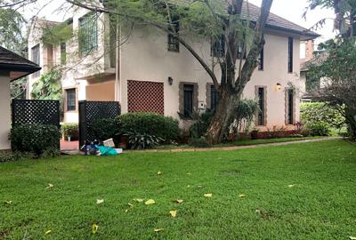 4 Bed House with En Suite in Karen - 4