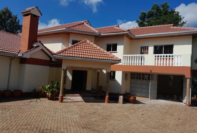 4 Bed House with En Suite at Nyari Estate