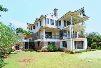6 Bed House with En Suite in Kitisuru