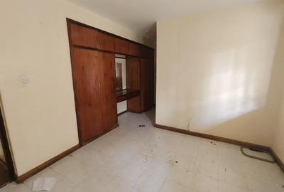 3 Bed Apartment with En Suite in Lavington - 3