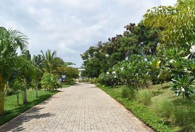 3 Bed Villa with En Suite at Coast - 4