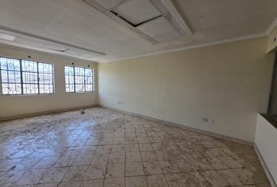 5,000 ft² Warehouse with Parking at Enterprise Road - 3