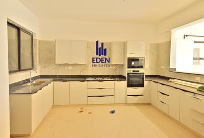 3 Bed Apartment with En Suite in General Mathenge - 4