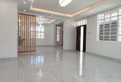 4 Bed Villa with En Suite in Kitengela