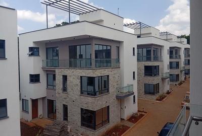 4 Bed Townhouse with En Suite at Lavington Estate Nairobi