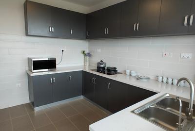 3 Bed Apartment with En Suite in Syokimau