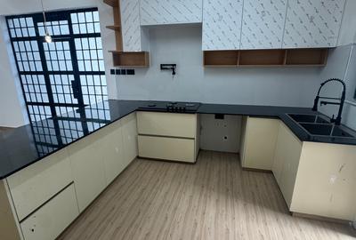3 Bed House with En Suite in Kitengela - 4