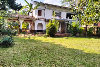 4 Bed House with En Suite in Loresho