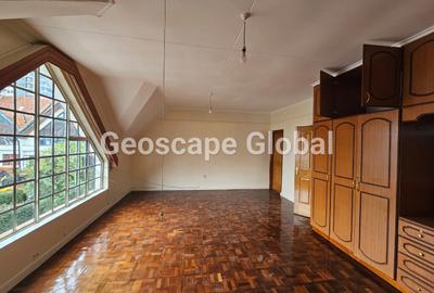 4 Bed Townhouse with En Suite in Spring Valley