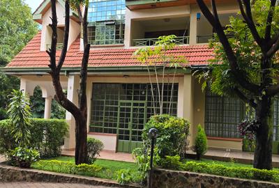 4 Bed Townhouse with En Suite at Lavington Road
