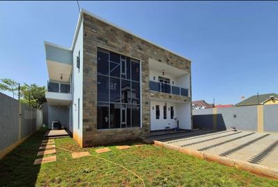 4 Bed House with En Suite at Kamakis