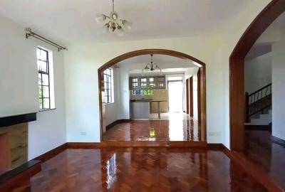 4 Bed Townhouse with En Suite at Loresho - 4