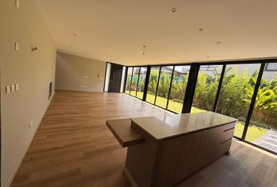 4 Bed Villa with En Suite in Runda - 4