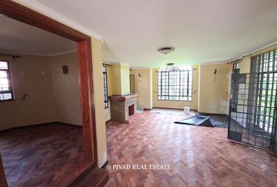 5 Bed House with En Suite in Runda - 3