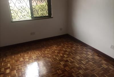 5 Bed Townhouse with En Suite in Kilimani - 3