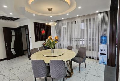 4 Bed Apartment with En Suite at General Mathenge