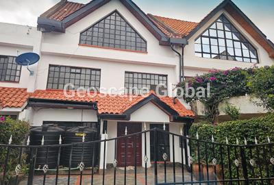 4 Bed Townhouse with En Suite in Spring Valley