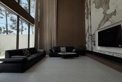 5 Bed Townhouse with En Suite at Lavington Green - 4