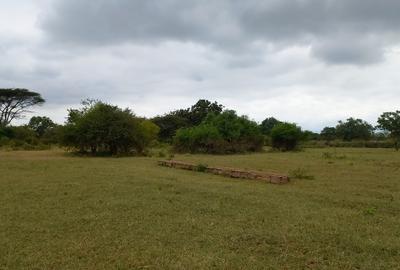 100 ac Land in Mombasa Road