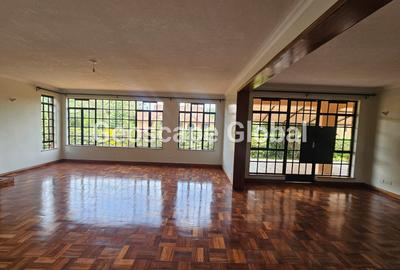 3 Bed House with En Suite in Runda - 2