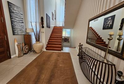 4 Bed Villa with En Suite in Spring Valley - 4