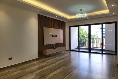 2 Bed Apartment with En Suite in Brookside - 3