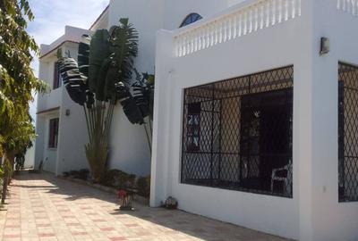 4 Bed House with Garden at Utange - 3