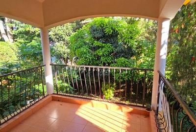 4 Bed Townhouse with En Suite in Lavington