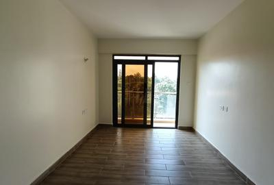 3 Bed Apartment with En Suite in Parklands