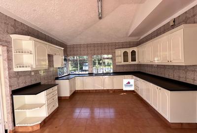 0.5 ac Commercial Property with Fibre Internet in Gigiri - 4