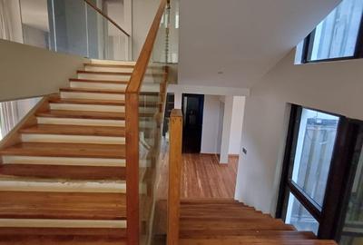 5 Bed House with En Suite at Runda Road - 3