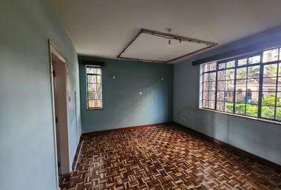 3 Bed Apartment with En Suite at Kaptei Garden - 2