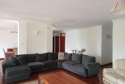 3 Bed Apartment with En Suite at Mpaka Rd