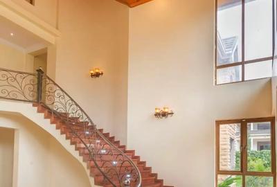 5 Bed Townhouse with En Suite at Karen - 2